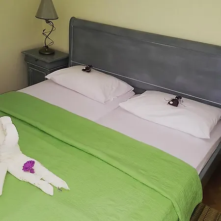 Grand View Apartment *